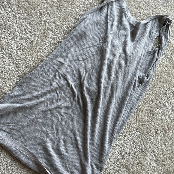 Frill tank - Picture 4 of 9